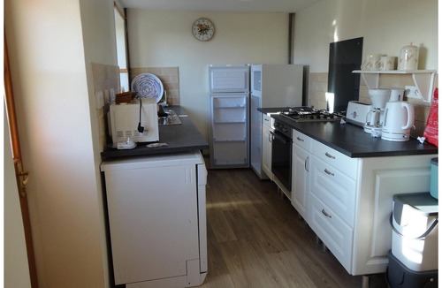 Merleac House | Rustic stone house in pretty surroundings.