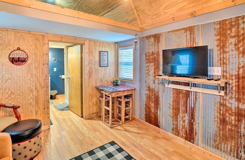 Fletcher Apartment | Rustic Studio in Fletcher’s Quiet Countryside!