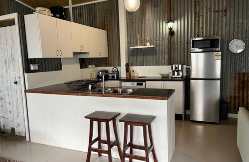 Numurkah Apartment | Rustic Studio in Numurkah