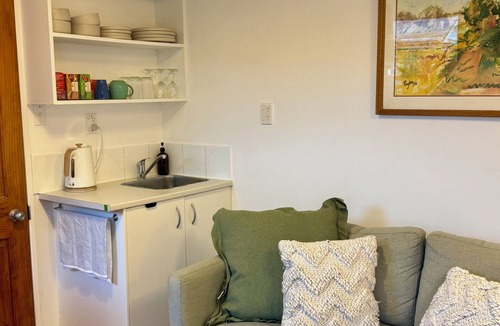 Brooklyn Apartment | Rustic studio on the city fringe