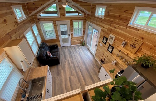 Georgetown Cabin | Rustic Tiny Home Escape - Pets Stay Free!