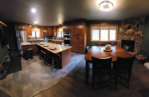 Big Moose House | Rustic Vacation Home