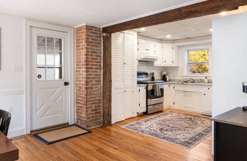 East Dorset Other | Rustic Vermont retreat w/mini golf & kayak