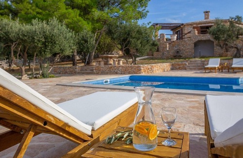 Povlja Villa | Rustic Villa Mario pool, sea view, panoramic view, quiet area, bbq, family