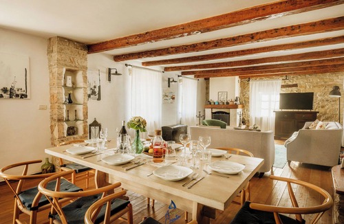 Makovci Villa | Rustic Villa with a Pool for 10 guests