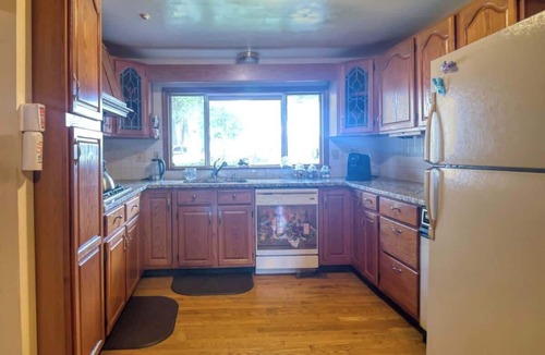 Lexington Park House | Rustic Waterfront 5BD Home with Dock in Maryland