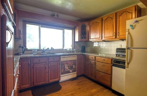 Lexington Park House | Rustic Waterfront 5BD Home with Dock in Maryland