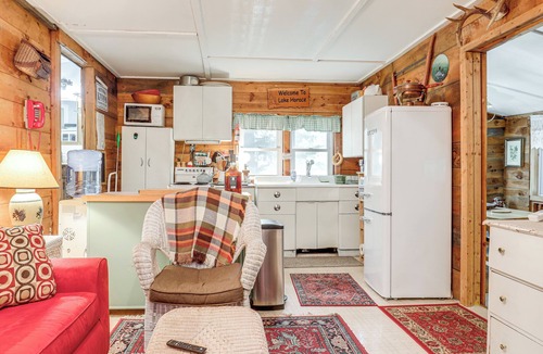 Weare Apartment | Rustic Waterfront Cottage w/Fire Pit & Kayaks