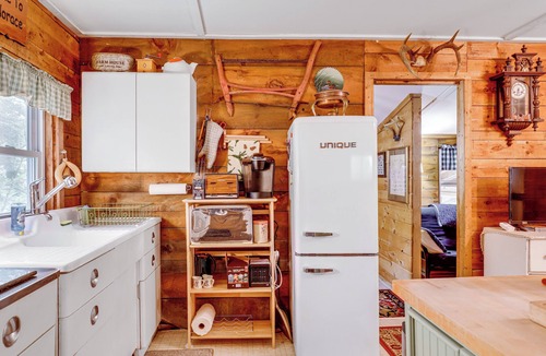 Weare Apartment | Rustic Waterfront Cottage w/Fire Pit & Kayaks