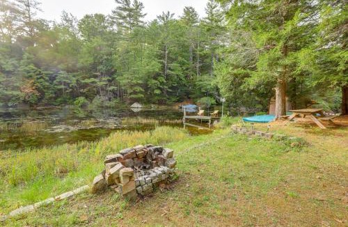 Weare Apartment | Rustic Waterfront Cottage w/Fire Pit & Kayaks
