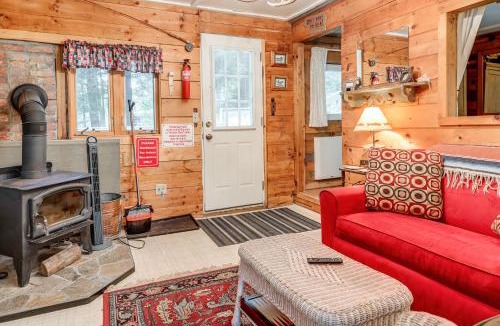 Weare Apartment | Rustic Waterfront Cottage w/Fire Pit & Kayaks