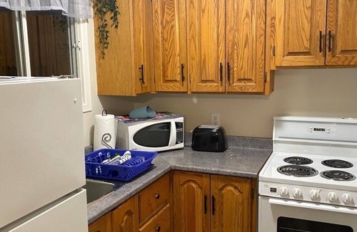 Port Blandford Cabin | Rustic Wave Cottages-Cabin #7