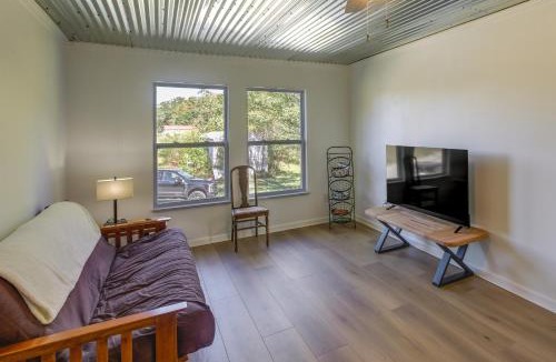 Lupton City House | Rustic Whitwell Home w/Grill, Near State Parks!