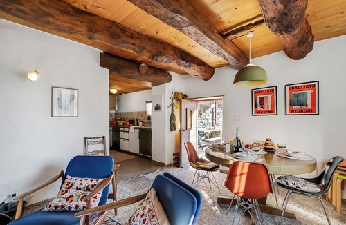 Lavertezzo Ski Chalet | Rustico Over The Bridge Verzasca 1, Sambugaro, Switzerland