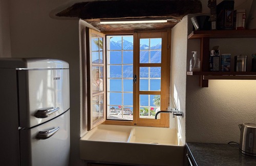 Brione sopra Minusio House | Rustico with marvellous view over the lake