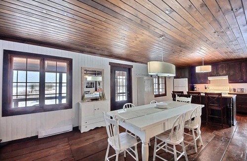 Jonquiere Ski Chalet | Rustik | Tavata Chalets | Cachet ancestrale