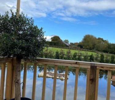 Shirrell Heath Other | Rusty Duck Retreat Shepherds Hut