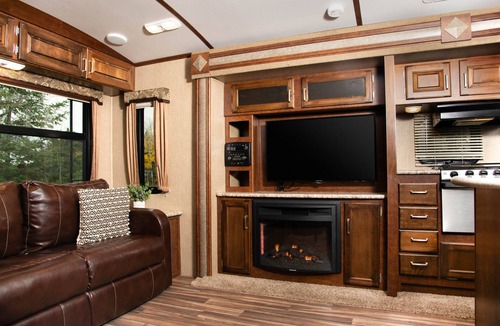 Kenora Resort | RV 7 Corner Unit W/Full Privacy and Panoramic Views