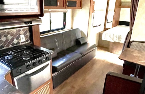 Central Point RV Rental | RV DELIVERED TO YOUR SITE