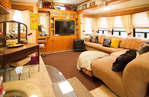 Dripping Springs House | RV Near Restaurants/Breweries/Wineries/Venues