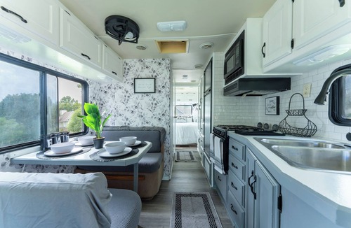 Wise House | RV parking/hook up spot for long term. Bring your own RV.