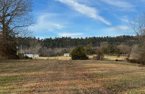 Centerville RV Rental | RV site at the base of Petit Jean Mountain for the 2024 Total Eclipse