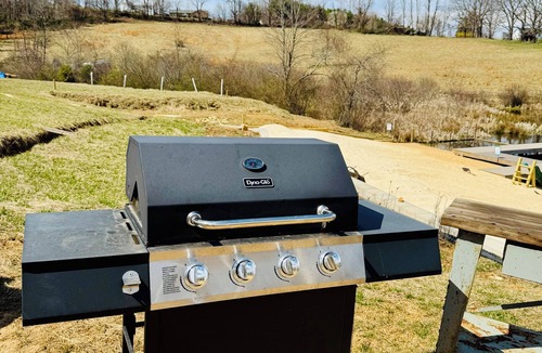 Floyd RV Rental | RV Site - Green Acres Resort