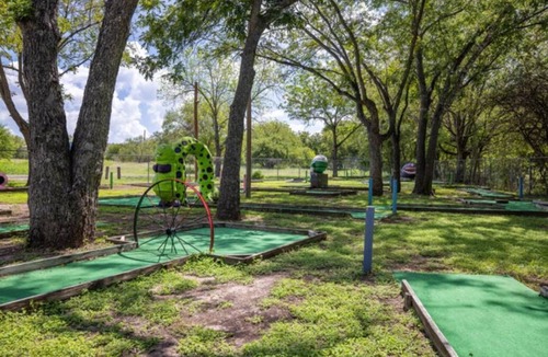 Burnet RV Rental | RV Site - Pull Through 40