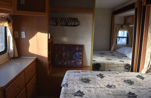 Penngrove House | RV Tiny House Rnchette
