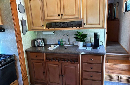 Cave Junction House | RV43 Open Range 5th Wheel