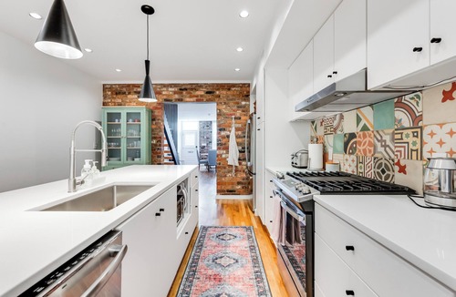 Church Hill House | RVA Overlook | Modern 3BR with City Views
