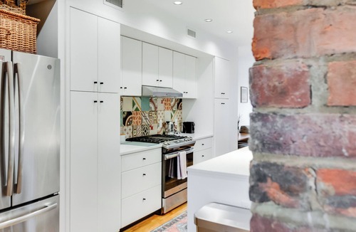Church Hill House | RVA Overlook | Modern 3BR with City Views