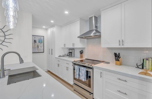 Marathon Condo | Rx: Paradise updated 2bed/2.5bath townhouse style condo with open water views, shared pool & dockage