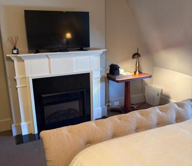 Downtown St. John's Hotel | Ryan Mansion