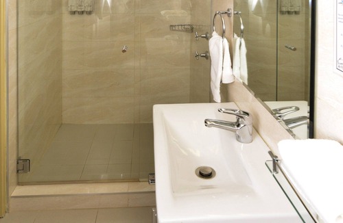 Ryde Hotel | Ryde Inn