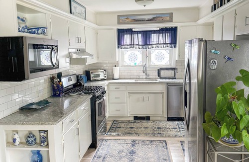 North Patchogue House | RYDER CUP ACCOMMODATION Central Location, <26 miles from Bethpage Black