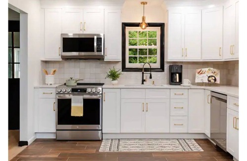 Warwick House | Ryerson Getaway