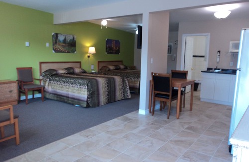 Ruthven Hotel | Rymal's Motel