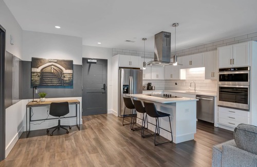 Merry Oaks House | Ryman Respite: Your Music City Oasis