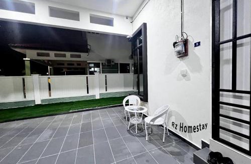 Bukit Rambai House | Rz Homestay