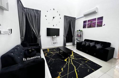 Bukit Rambai House | Rz Homestay