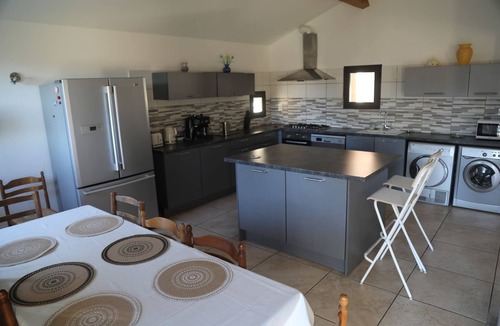 Sete Villa | Sète, Villa Clara - maison 5 étoiles avec piscine.