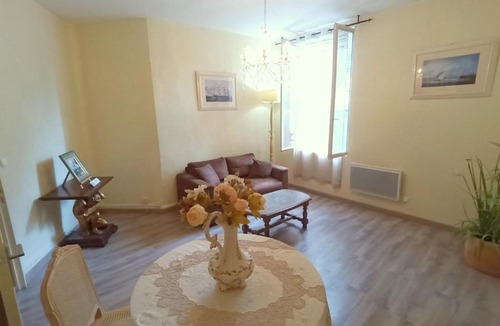 Beziers City Centre Apartment | Séjour à Béziers