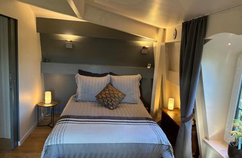 Rueil-Malmaison Bed & Breakfast | Séjour à la Châtaigneraie