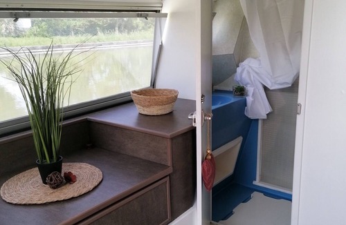 Castelnaudary Boat Rental | Séjour Atypique sur un Bateau