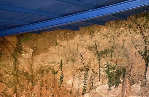 Favars Cabin | Séjour au Cœur de la Terre