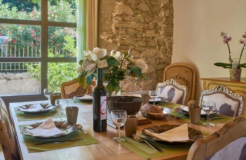 Alzonne House | Séjour bien être pour couple avec Spa Privatif & Piscine Chauffée