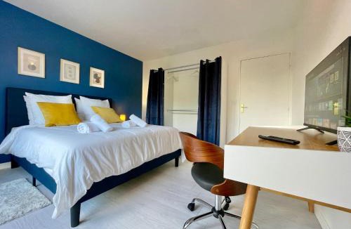 Bretigny-sur-Orge Apartment | Séjour Business & Famille, 2 chambres, Parking & WiFi