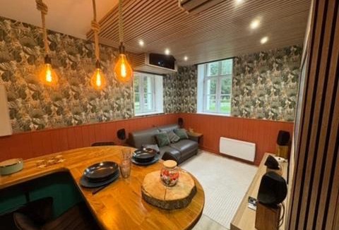 Verberie Apartment | Séjour Château Moderne avec Cinéma