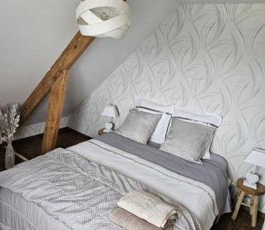 Saint-Jean-du-Bois Bed & Breakfast | Séjour circuit 24h du Mans